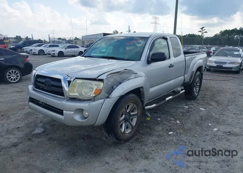 2008 Toyota Tacoma Prerunner V6 z USA, uszkodzony, nr VIN 5TETU62N18Z530079